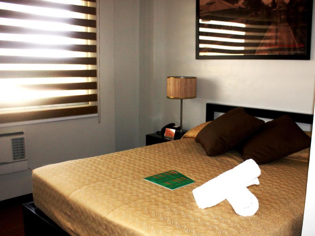 L Square Hotel Tarlac City Cameră foto