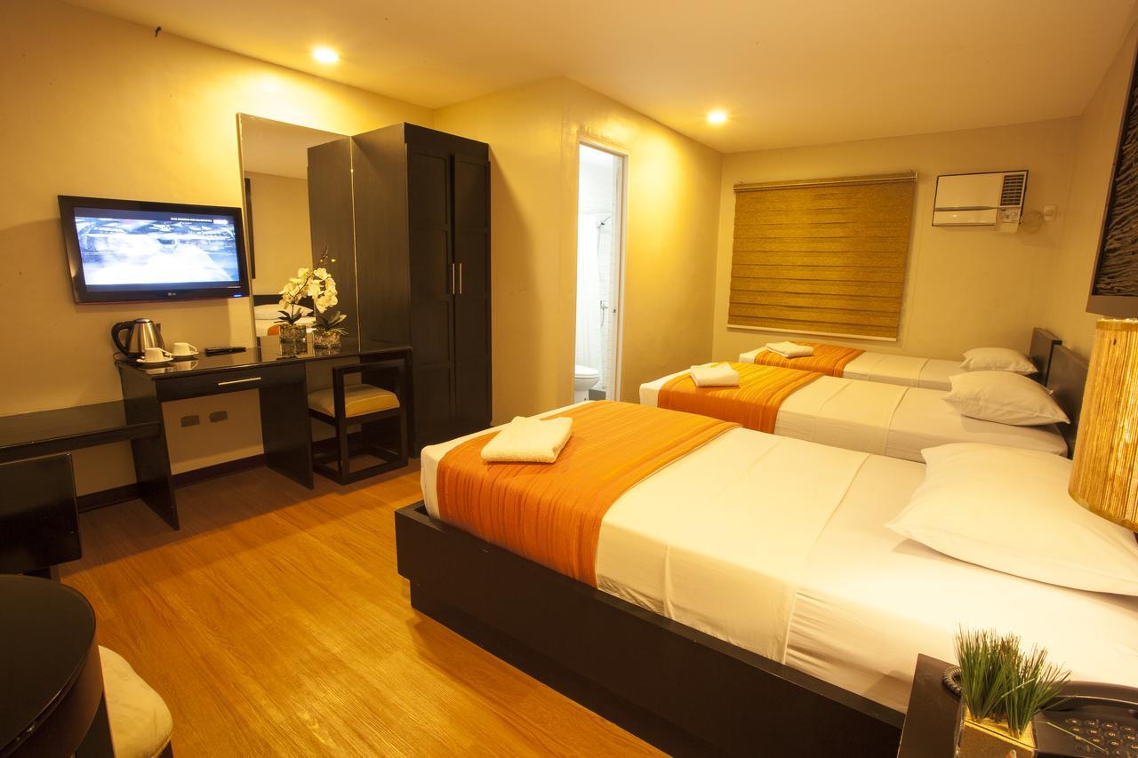L Square Hotel Tarlac City Exterior foto